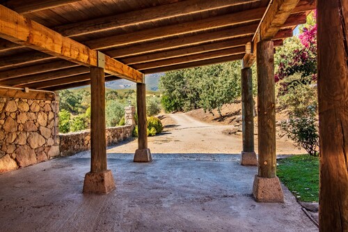 Country House 'Amaltea' with Mountain View, Wi-Fi and Air Conditioning