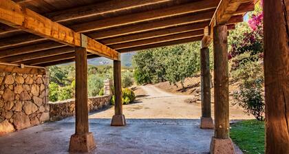 Country House 'Amaltea' with Mountain View, Wi-Fi and Air Conditioning