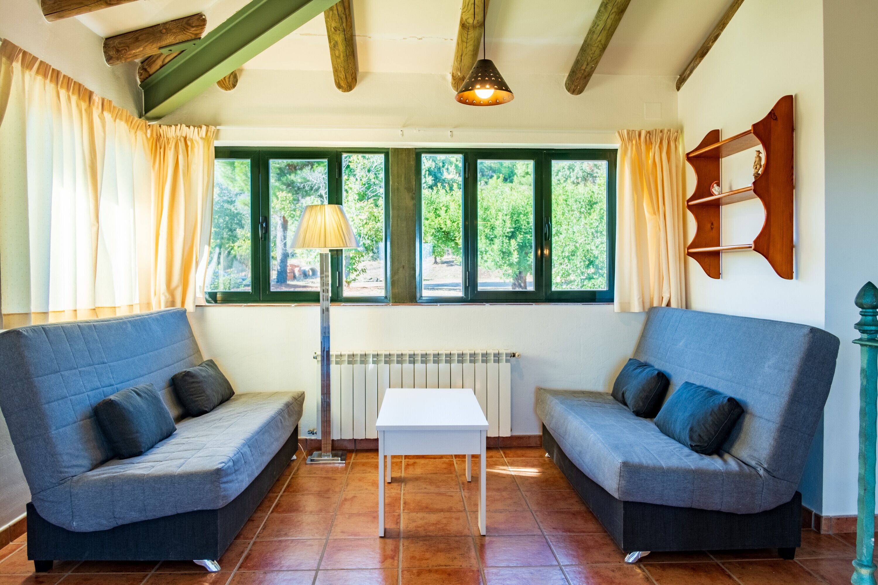 Télévision, cheminée