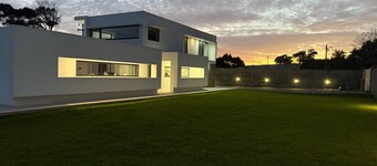 Holiday Home 'Bella Casa' with Mountain View, Pool and Air Conditioning