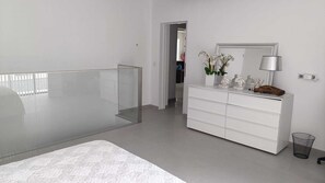 2 quartos, Wi-Fi de cortesia, roupa de cama