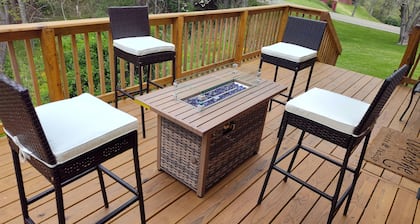 3BR/1BA Guest Suite - Private Entrance, Deck, Bedrooms, and Exclusive Bathroom