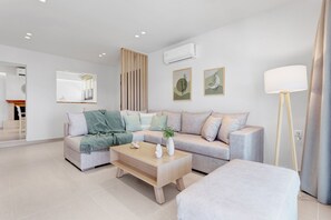 Tv, eldstad och tv-spel