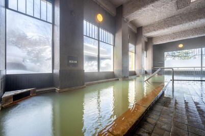Taisetsuzan Shirogane Kanko Hotel