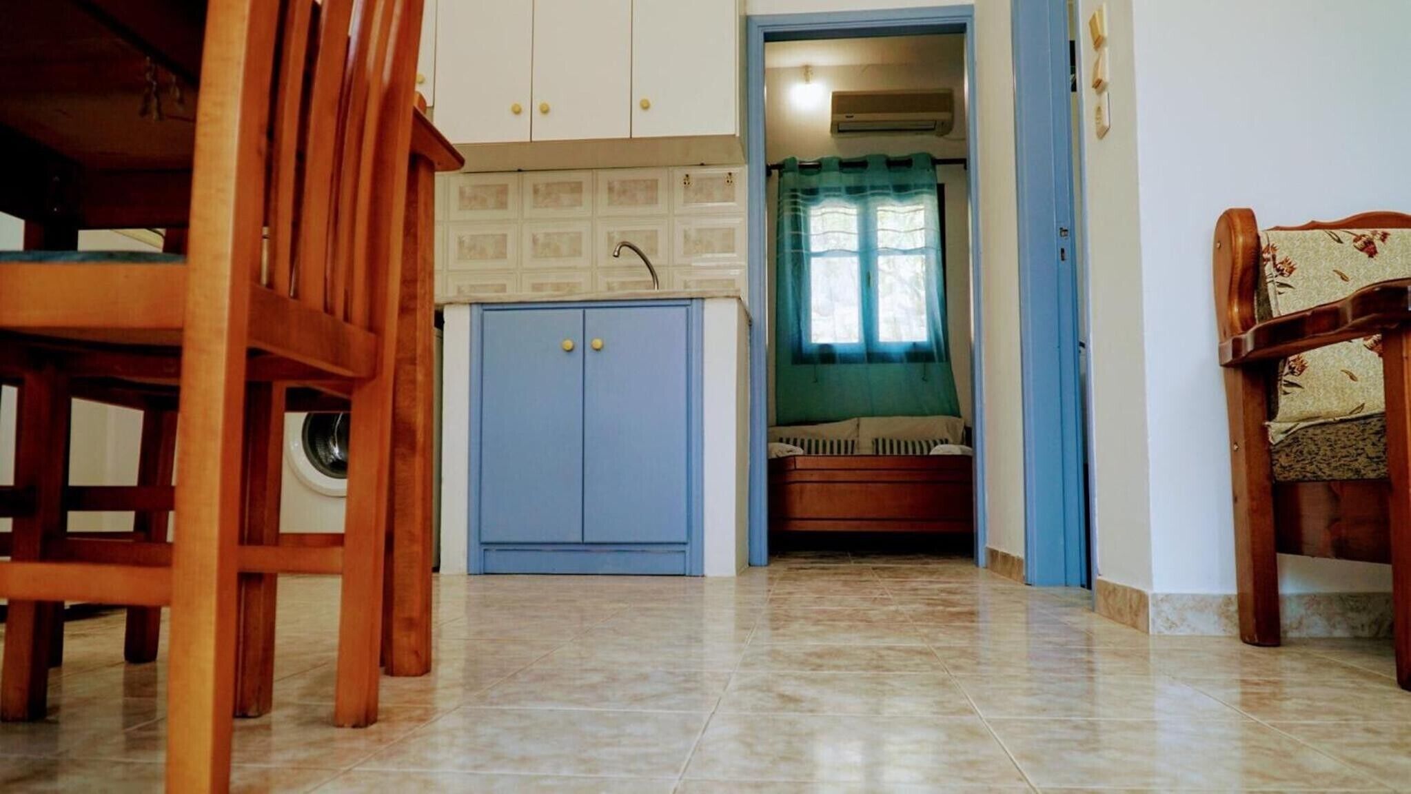 1 slaapkamer, een strijkplank/strijkijzer, gratis wifi, beddengoed