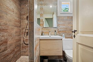 Douche, serviettes fournies