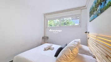 2 slaapkamers, een strijkplank/strijkijzer, gratis wifi, beddengoed