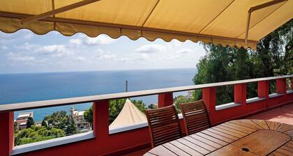 Villa 'Orizzonte' mit Meerblick und WLAN