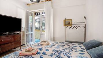 1 chambre, fer et planche à repasser, Wi-Fi gratuit, draps fournis