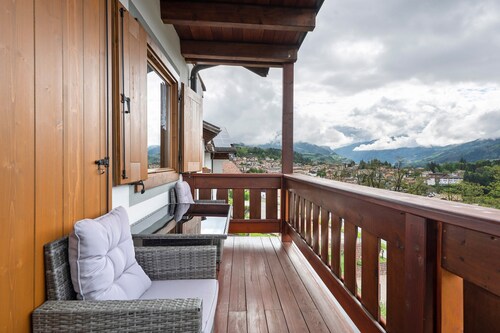 Appartamento 'Casa Elisabeth' con vista sulle montagne, giardino e balcone in comune