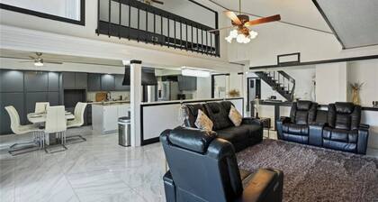 Spacious 5 bedroom house in Port Arthur!