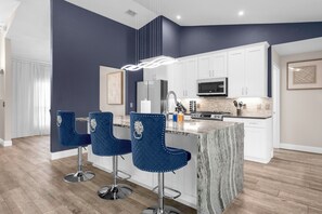 Fridge, microwave, oven, stovetop - Luxurious Romantic 4BD/2BAVilla Free Heated Pool/Private Backyard (Davenport)