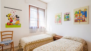 2 bedrooms, free WiFi, bed sheets