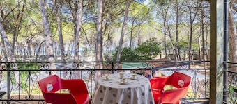 Casa vacanze 'Su Entu A Mari Museddu' con vista mare, giardino in comune e Wi-Fi