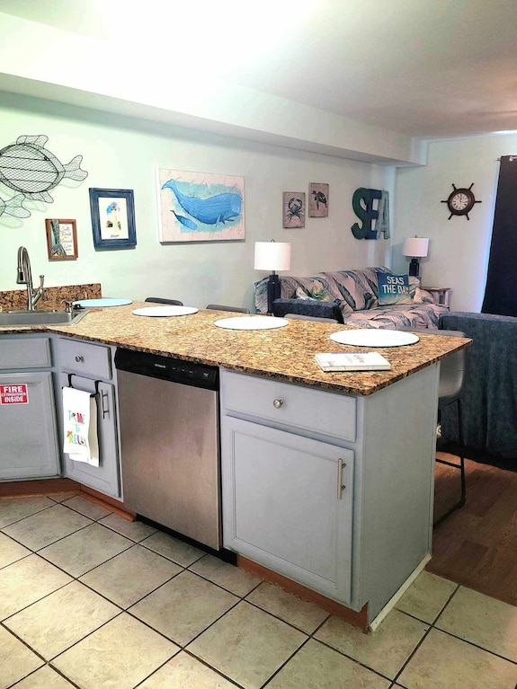 Relax With The Whole Family Just Across From Biloxi Beach. - Biloxi, MS