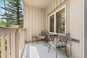 Property grounds - Expedition Station lodge at River Run Village, steps to gondola, pool, and gym
(Keystone)