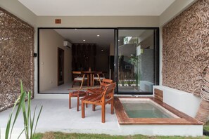 Family Studio, Garden View | Bathroom - Studio Boutique 27 con piscina y gimnasio en BT Homes (Tulum)