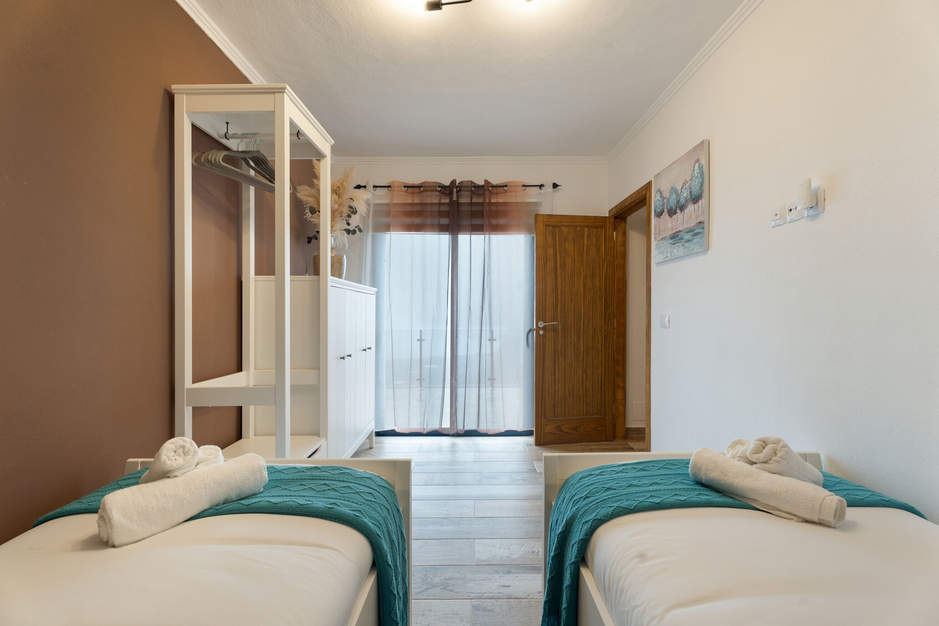 2 soverom, strykejern/-brett, wi-fi (inkludert) og sengetøy