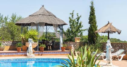 Villa 'Casa Del Vino' with Mountain View, Private Pool and Wi-Fi