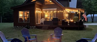 Paradise Acres- Enjoy the Vibrant Autumn Colors from the Comfort of the Cabin!