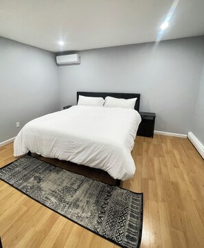 1 habitación, tabla de planchar con plancha, wifi y ropa de cama 