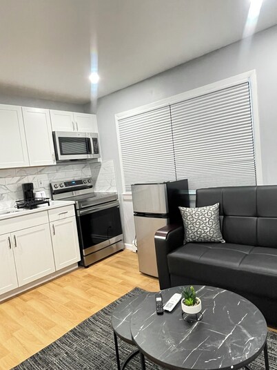 Sophisticated Suite Near JFK Airport