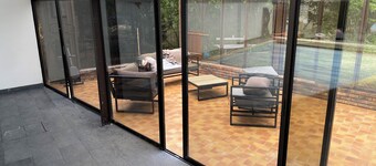 Villa 30 minutes from Paris with heated indoor pool 