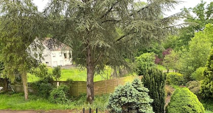 Villa 30 minutes from Paris with heated indoor pool