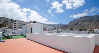 Vacation Home 'Rincón De Mónica 1' with Sea View, Shared Terrace and Wi-Fi