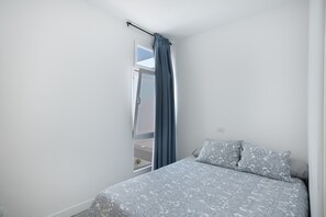3 bedrooms, free WiFi, bed sheets