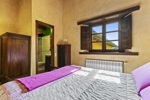 2 camere, ferro/asse da stiro, Wi-Fi gratuito, lenzuola