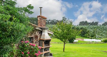 Farmhouse 'Pedregal' with Shared Terrace, Private Garden and Wi-Fi