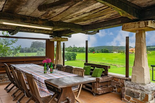 Farmhouse 'Casa Jesusa' with Mountain View, Private Terrace and Wi-Fi