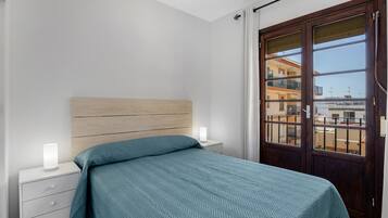 3 makuuhuonetta, ilmainen Wi-Fi, vuodevaatteet