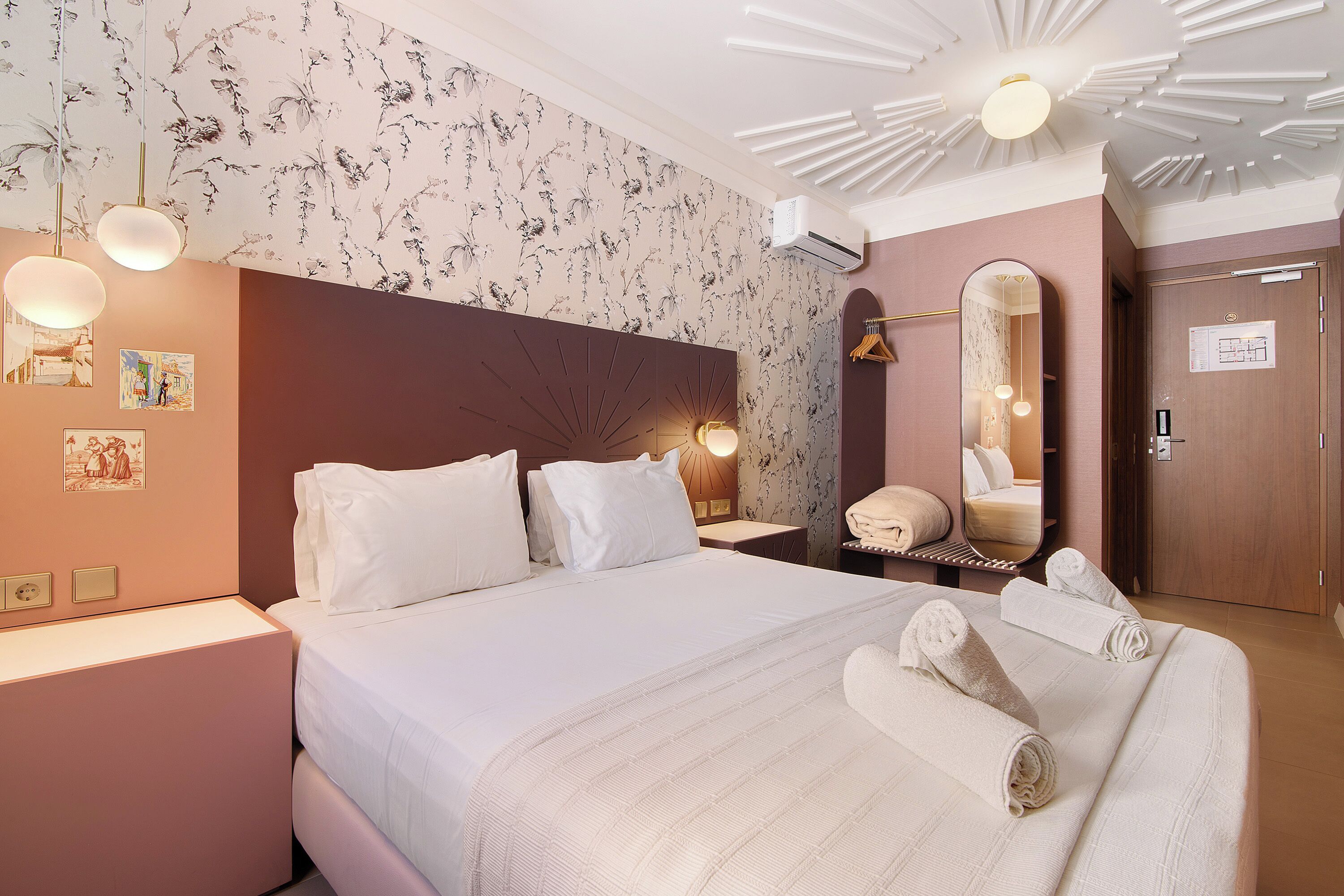 1 dormitorio, tabla de planchar con plancha, wifi gratis y ropa de cama