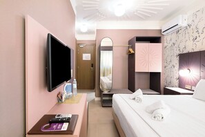 1 slaapkamer, een strijkplank/strijkijzer, gratis wifi, beddengoed