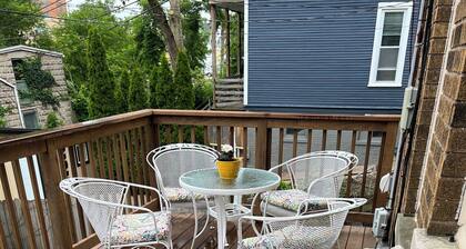 Charming Bungalow / ❤️ of Bay View / Parking - Central Air - Deck - Washer/Dryer