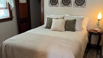 2 habitaciones, escritorio, tabla de planchar con plancha y wifi gratis