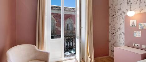 1 soverom, strykejern/-brett, wi-fi (inkludert) og sengetøy