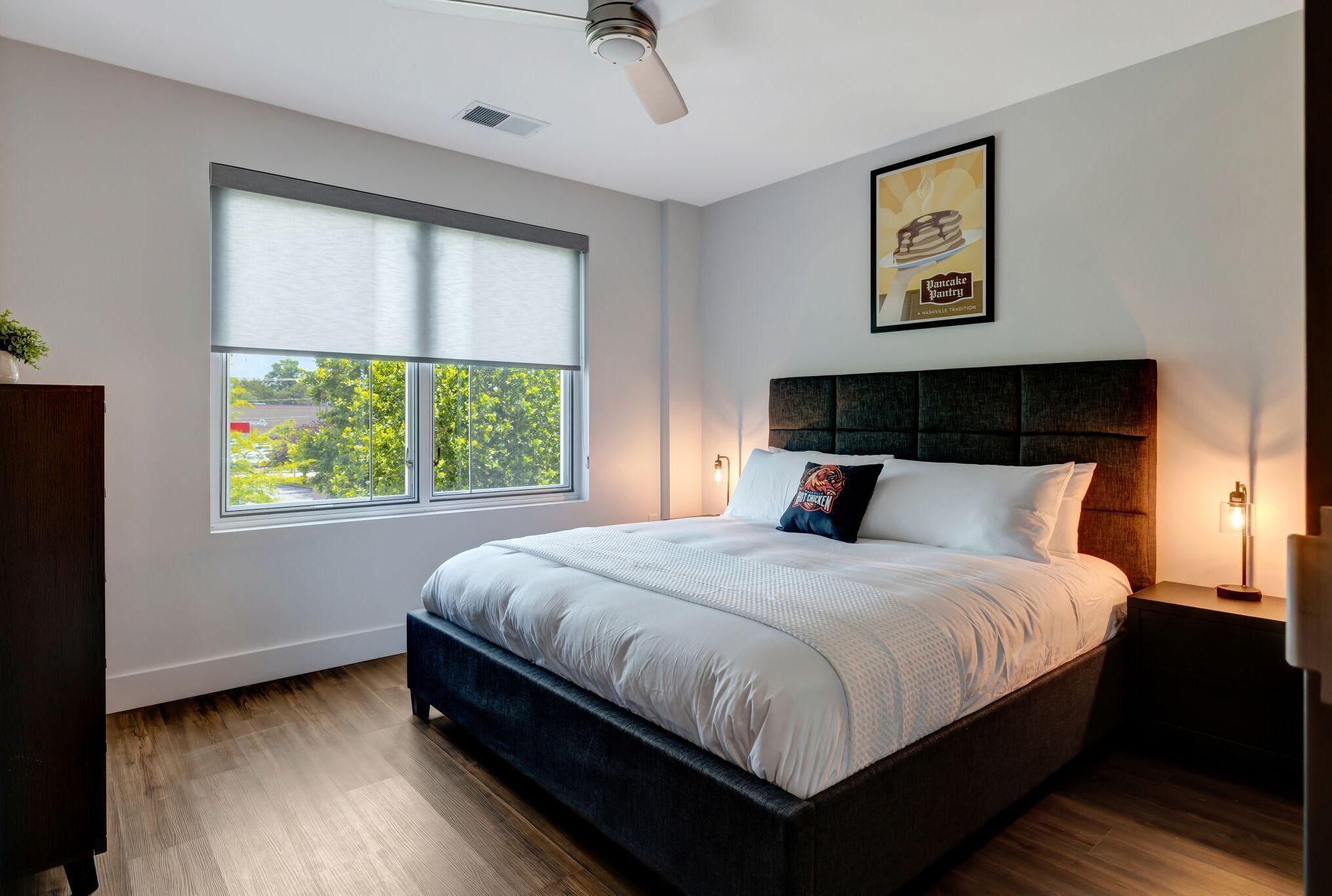 Southern Foodie Delight: Nash Eats 1 Bedroom Apartment