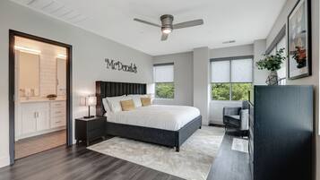 2 bedrooms, desk, iron/ironing board, free WiFi