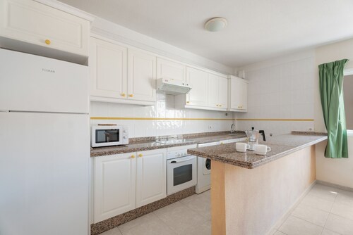 Vacation Apartment 'Isla 1' with Wi-Fi