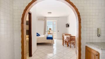 1 chambre, Wi-Fi gratuit, draps fournis