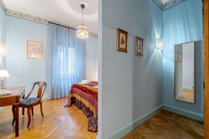1 camera, ferro/asse da stiro, Wi-Fi, lenzuola