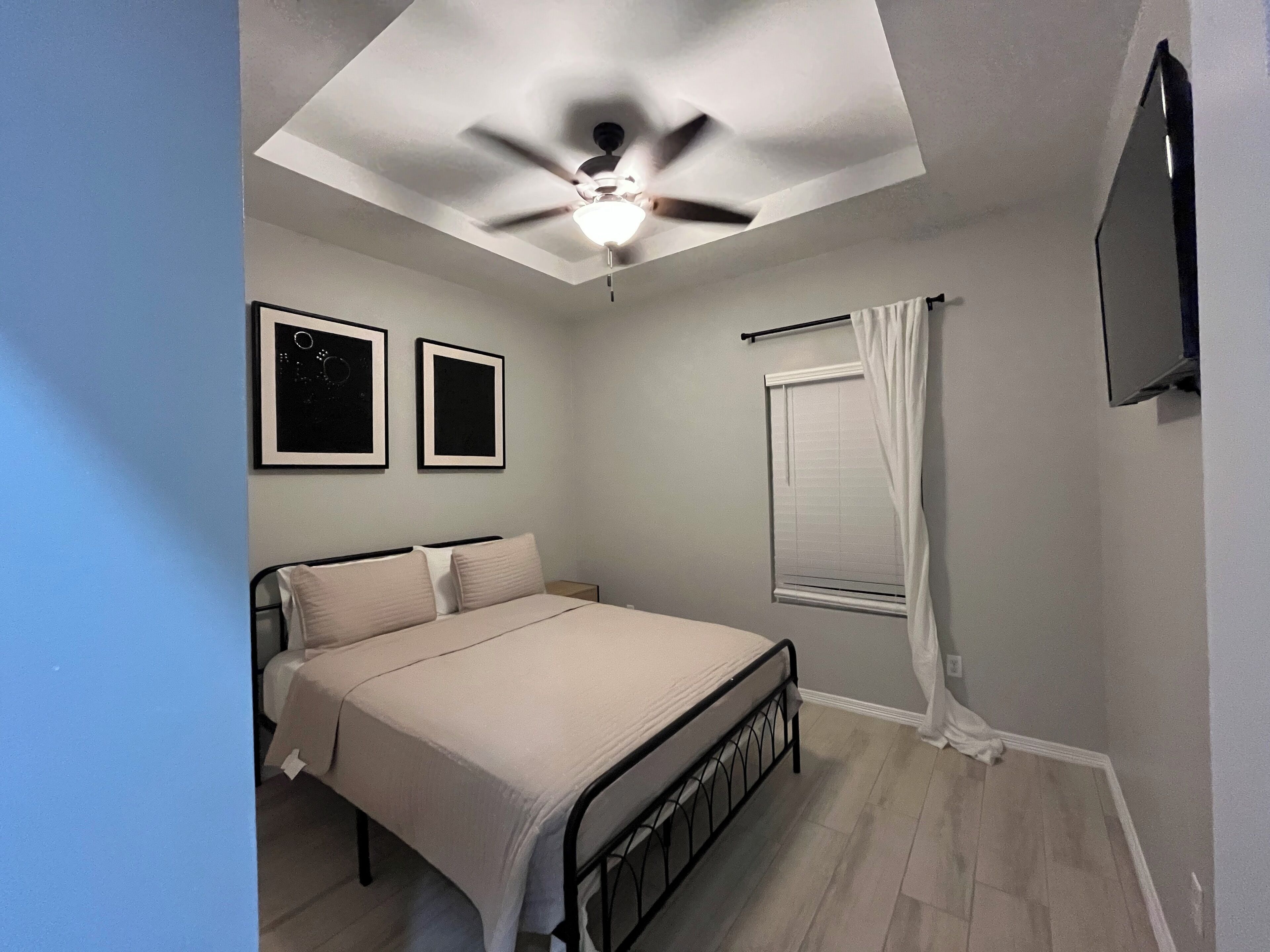 3-bedroom apartment in peaceful Brownsville with WiFi, AC
