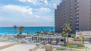 The Resort below your balcony - Las Palomas Phase I Topaz 202 Exceptional OceanView 1BR 1BA Unit. (Puerto Peñasco)