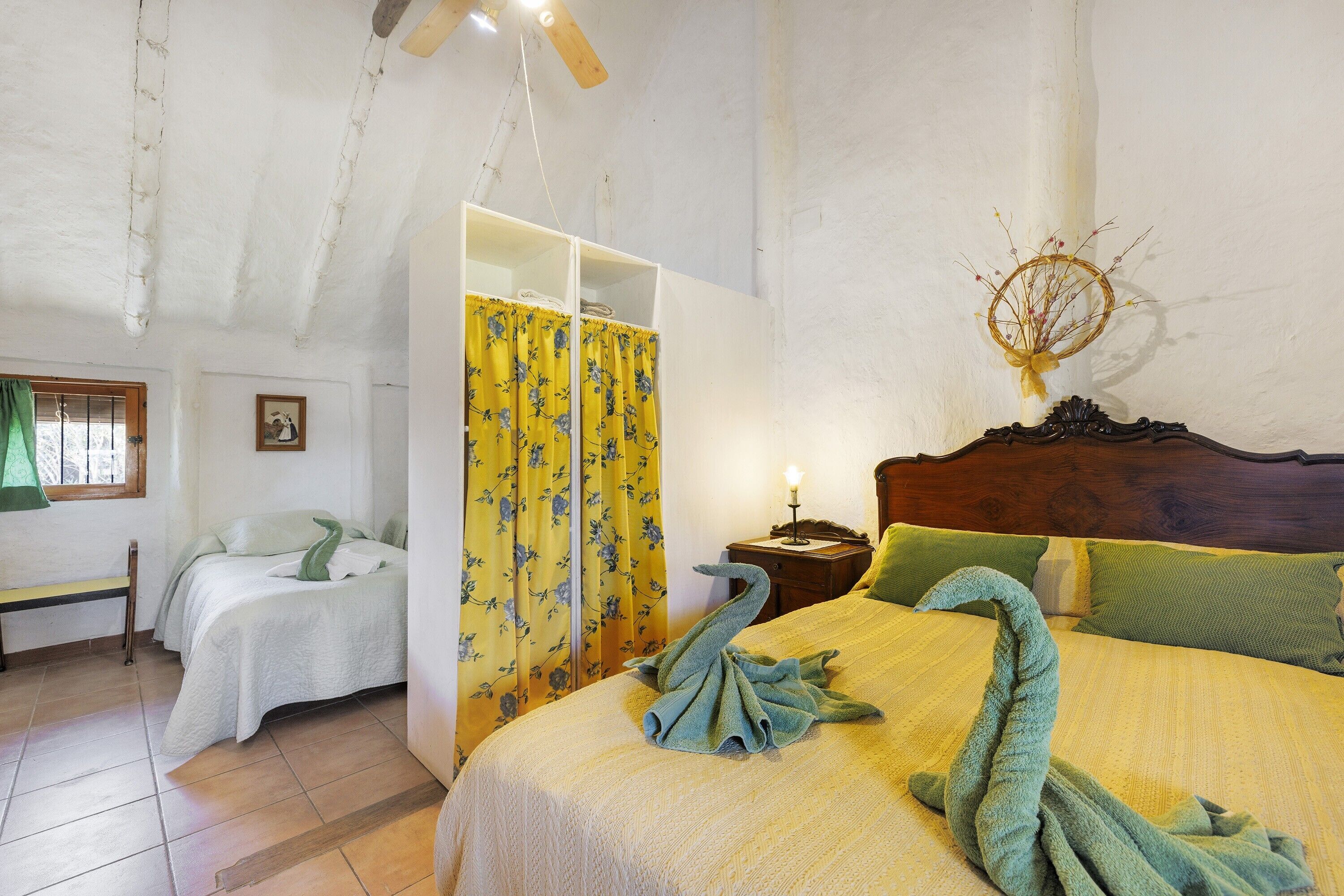 2 bedrooms, free WiFi