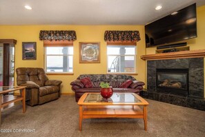 Smart TV, fireplace, video games, DVD player