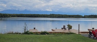 Modern Lake Lucille Lakefront, Whole 5 bedroom house, Private dock & games
