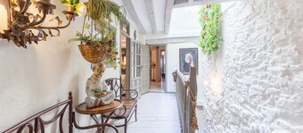Country House 'La Casona Del Tio Pedro' with Private Garden, Balcony and Wi-Fi